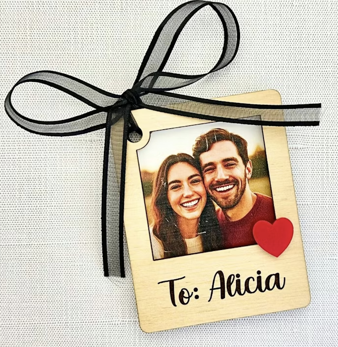 Personalized Photo Gift Tag – Custom Picture Keepsake